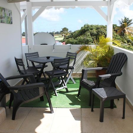 Lauraym 1 Hotel Baie-Mahault Exterior foto